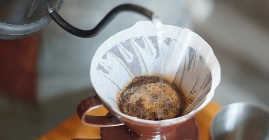 v60 brewing coffee