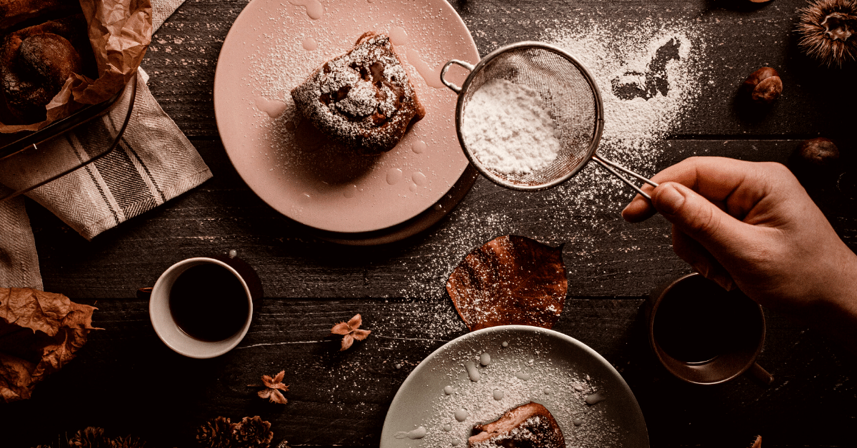 powdered sugar in coffee